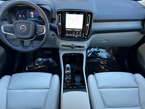 New 2026 Volvo XC40 B5 Plus w/ Protection Package Premier image 11