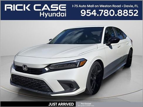 Used 2024 Honda Civic Sport image 1