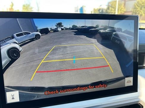 Used 2024 Toyota Tacoma TRD Off-Road image 14