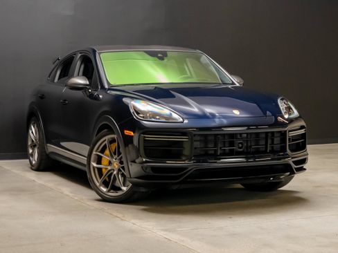 Used 2022 Porsche Cayenne Turbo GT AWD/4WD image 9