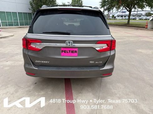 Used 2018 Honda Odyssey Elite image 10