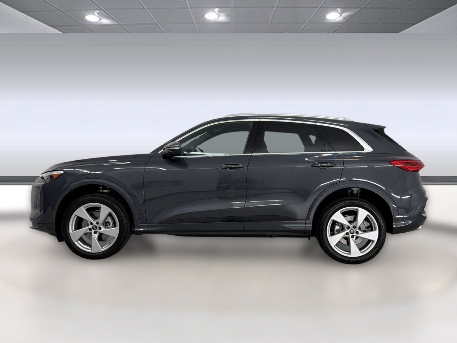 New 2026 Audi Q5 Premium AWD/4WD image 2