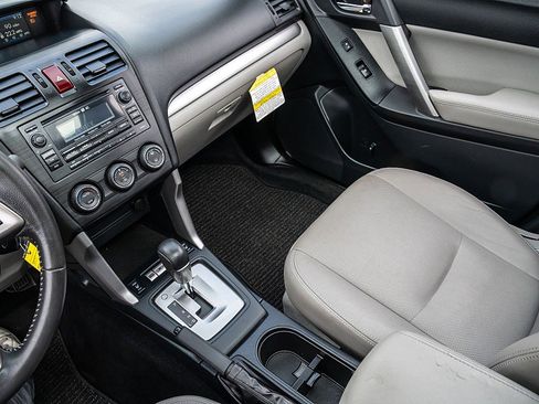 Used 2015 Subaru Forester 2.5i Limited w/ Popular Package #2 image 26