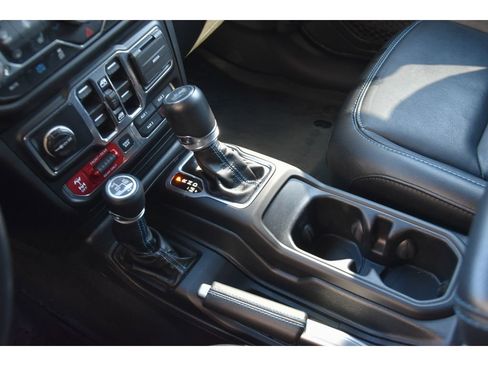 Used 2022 Jeep Wrangler Unlimited Rubicon 4xe w/ Steel Bumper Group image 33