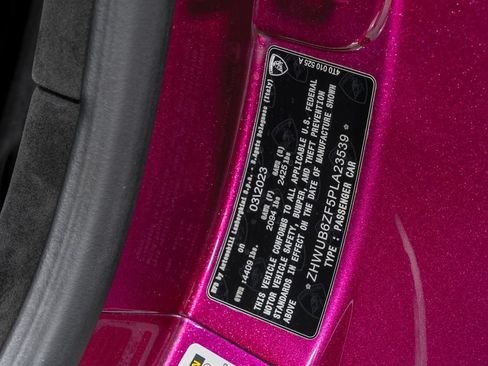 Used 2023 Lamborghini Huracan Tecnica RWD image 11