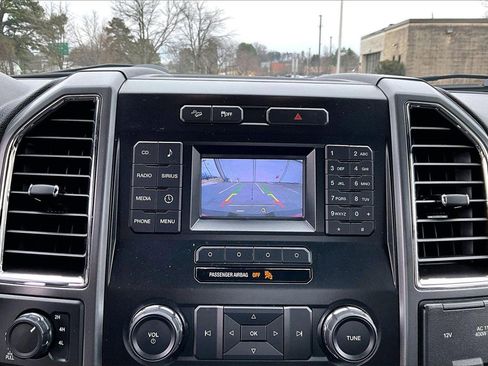 Used 2016 Ford F150 XLT w/ Equipment Group 301A Mid image 12