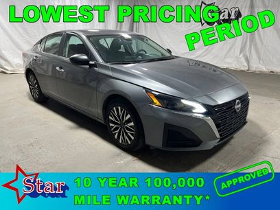 Used 2025 Nissan Altima 2.5 SV