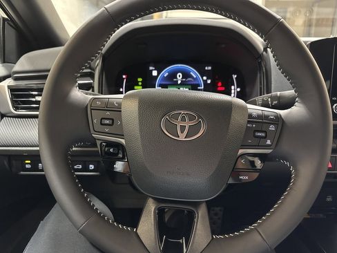 New 2026 Toyota Camry SE image 22