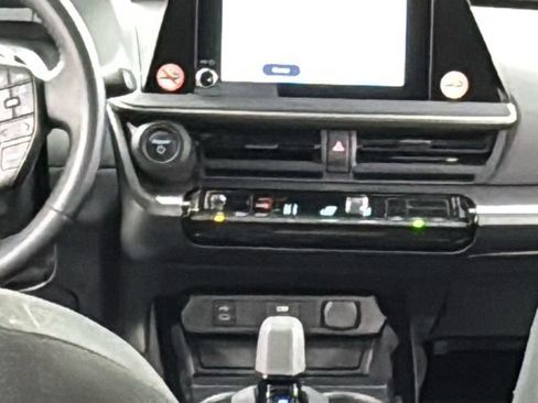 Used 2024 Toyota Prius LE image 16