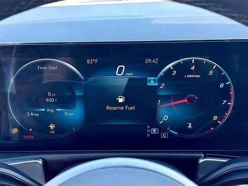 Used 2020 Mercedes-Benz GLB 250 GLB 250 w/ Premium Package image 13