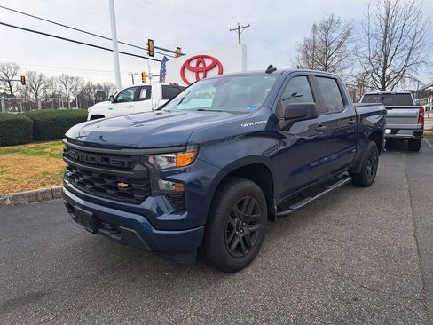 Used 2022 Chevrolet Silverado 1500 Custom w/ LPO, Dark Essentials Package image 2