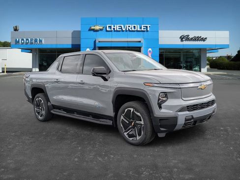 New 2026 Chevrolet Silverado EV LT w/ Premium Package image 7