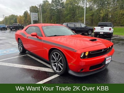 Used 2021 Dodge Challenger R/T w/ Plus Package image 6