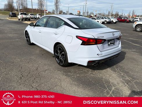 Certified 2025 Nissan Altima 2.5 SR image 9