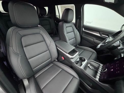 New 2026 GMC Terrain Elevation w/ Elevation Premium Package image 36