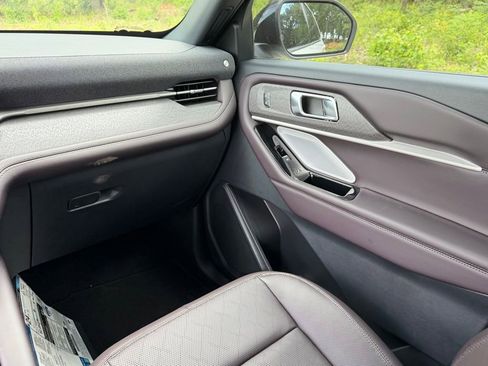 New 2026 Ford Explorer Platinum RWD image 18