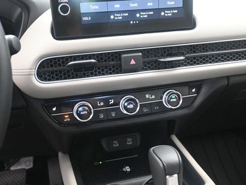 Certified 2026 Honda HR-V EX-L image 11