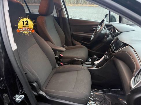 Used 2020 Chevrolet Trax LS w/ Tint and Cruise Package image 68