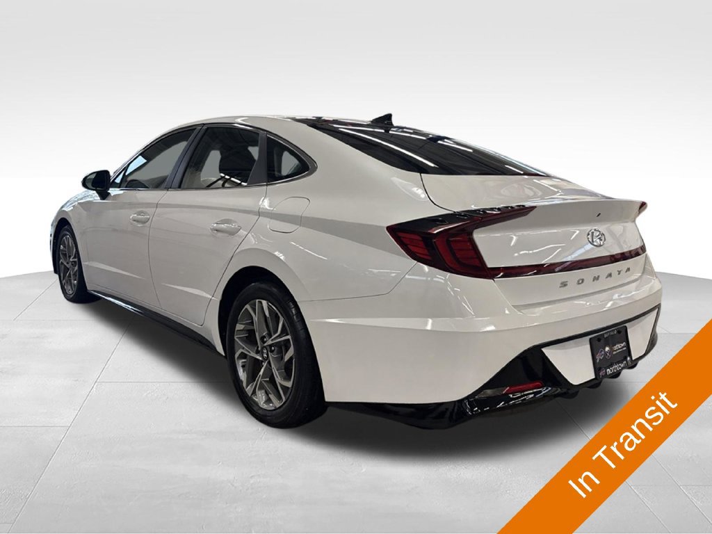 Used 2022 Hyundai Sonata SEL w/ Convenience Package FWD image 4