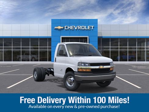 New 2025 Chevrolet Express 3500 w/ Power Convenience Package image 1