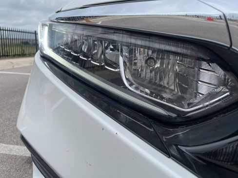 Used 2020 Honda Accord EX image 12