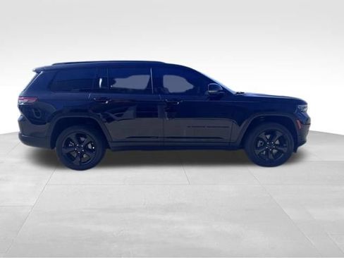 Used 2023 Jeep Grand Cherokee L Laredo AWD/4WD image 4