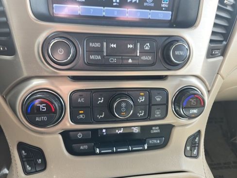 Used 2018 GMC Yukon XL Denali w/ Open Road Package image 28