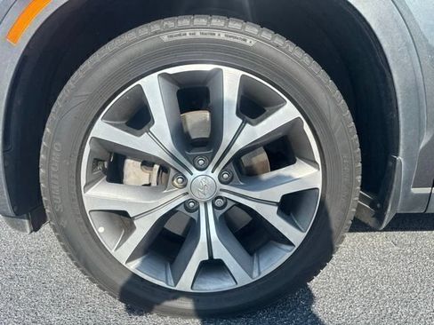 Used 2022 Hyundai Palisade SEL w/ Premium Package FWD image 12