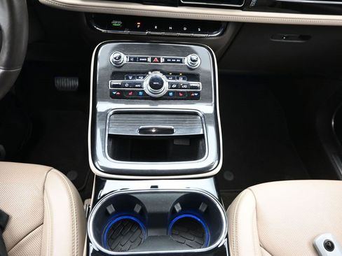 Used 2022 Lincoln Nautilus Reserve w/ Equipment Group 201A AWD/4WD image 23