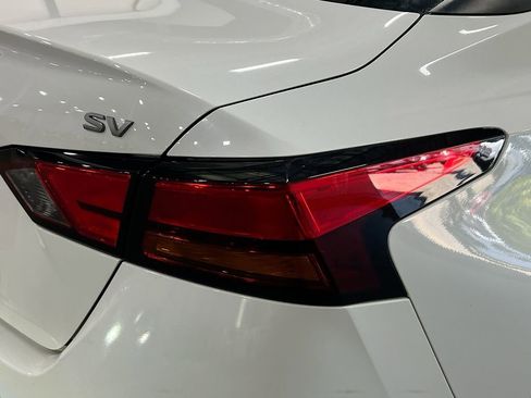 Used 2024 Nissan Altima 2.5 SV image 39