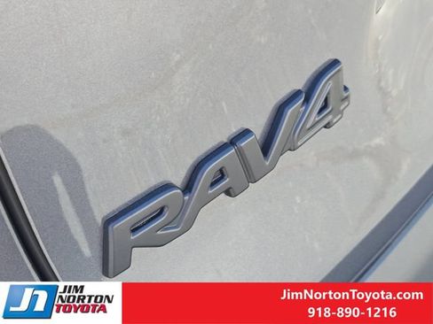 Used 2025 Toyota RAV4 XLE Premium FWD image 12