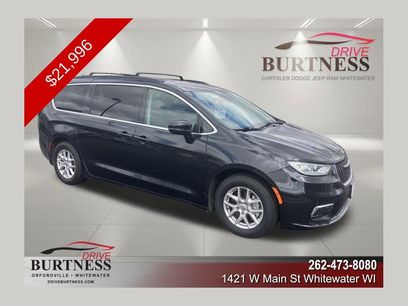 Used 2022 Chrysler Pacifica Touring-L