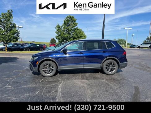 Used 2023 Volkswagen Tiguan SE FWD image 8