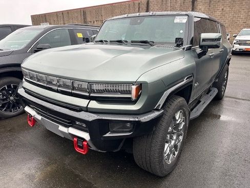 Used 2024 GMC Hummer EV 3X w/ LPO, Illumination Package image 2