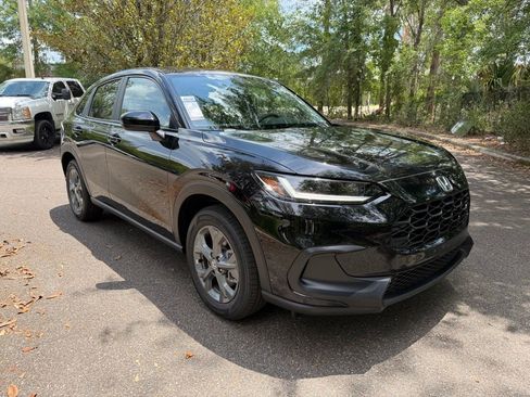 New 2026 Honda HR-V LX image 1