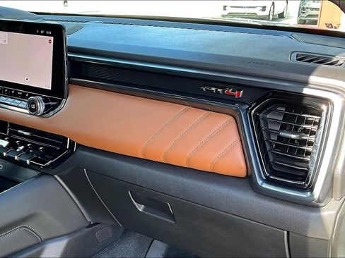 Used 2024 GMC Canyon AT4 w/ Canyon Safety Plus Package image 17