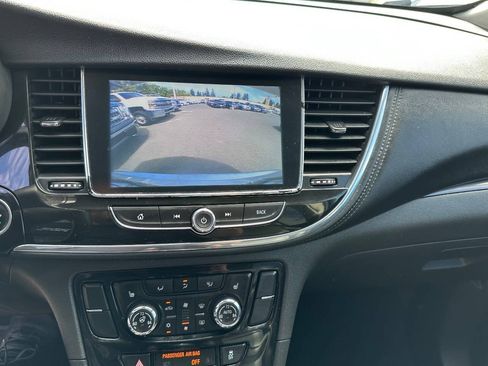 Used 2020 Buick Encore Essence AWD/4WD image 15