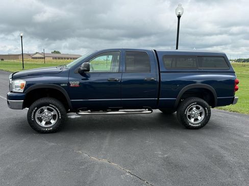 Used 2009 Dodge Ram 2500 Truck SLT w/ Popular Equipment Group AWD/4WD image 8