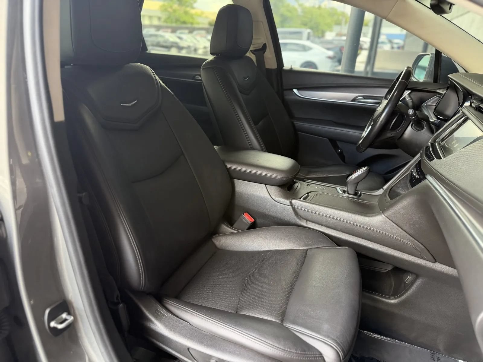 Used 2018 Cadillac XT5 Luxury FWD image 18