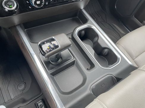 Used 2023 GMC Sierra 1500 SLT w/ SLT Premium Package image 19