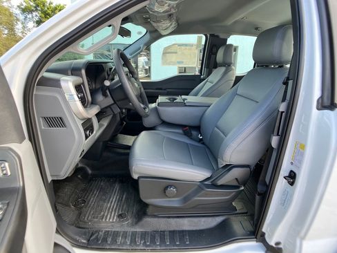 New 2026 Ford F250 XL w/ XL Chrome Package image 29