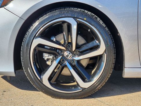 Used 2022 Honda Accord Sport image 14