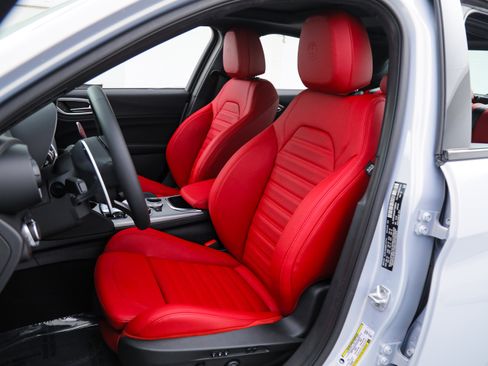 New 2026 Alfa Romeo Giulia w/ Driving Assist Package RWD image 16