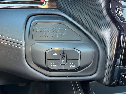 New 2026 RAM 2500 Limited image 30