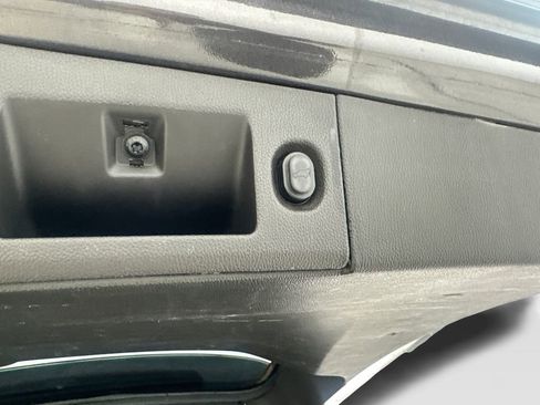 Used 2015 Chevrolet Tahoe LT RWD image 89