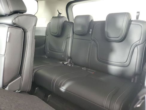 New 2026 Nissan Armada SV image 14