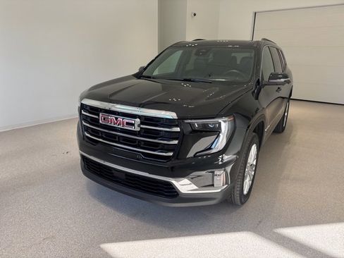 Certified 2024 GMC Acadia Elevation image 3