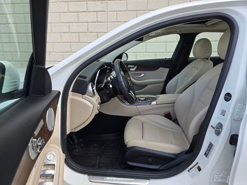 Used 2021 Mercedes-Benz C 300 4MATIC Sedan image 19