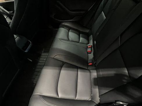Used 2023 Tesla Model 3 Standard Range image 23