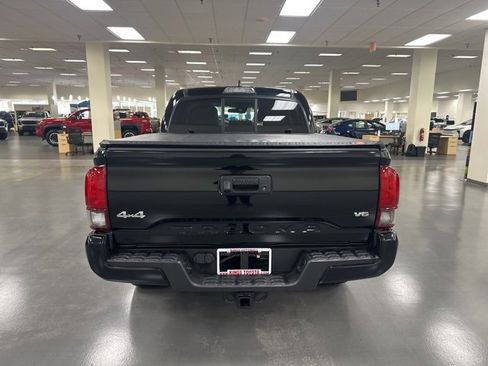 Certified 2019 Toyota Tacoma SR w/ SR Convenience Package image 6